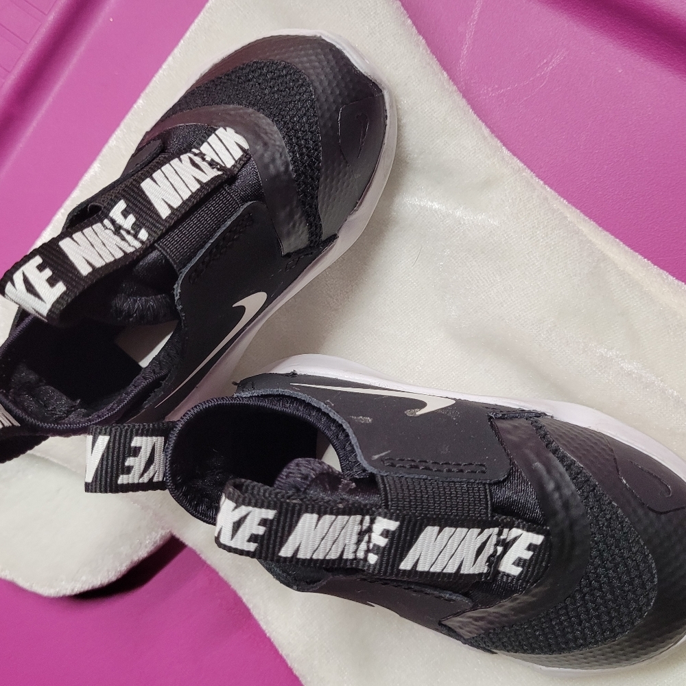 infant Nike shoes